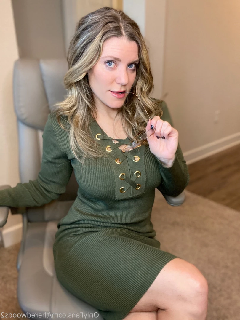 Mrs. Redwood [ mrsredwood ] Onlyfans leaked photo 8464193 on Hotleaks.tv
