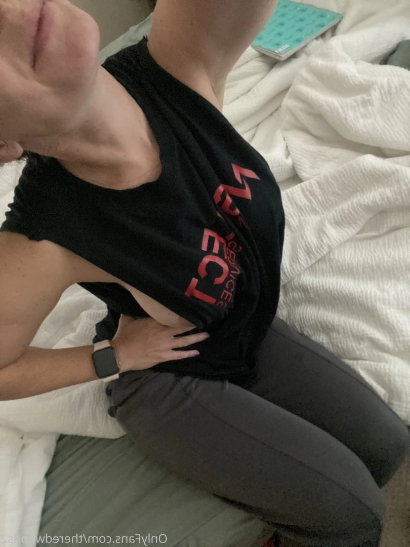 Mrs. Redwood [ mrsredwood ] Onlyfans leaked photo 8466058 on Hotleaks.tv
