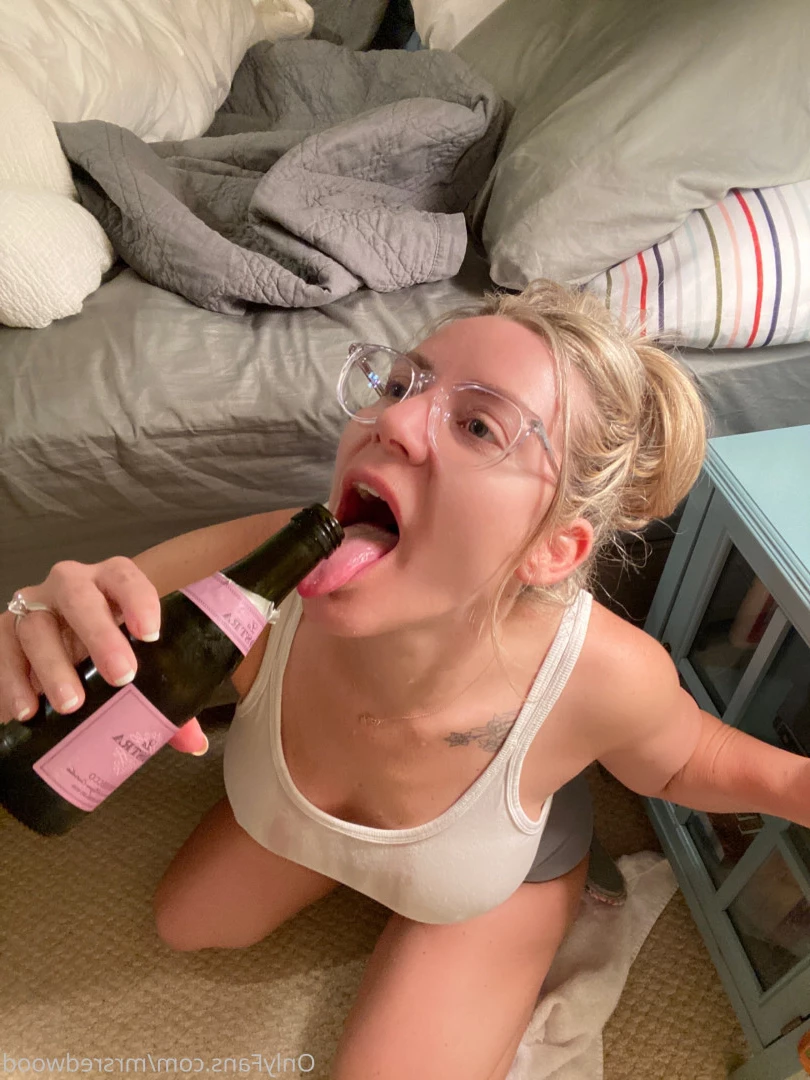 Mrs. Redwood [ mrsredwood ] Onlyfans leaked photo 8469600 on Hotleaks.tv