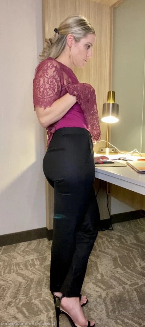 Mrs. Redwood [ mrsredwood ] Onlyfans leaked photo 8476629 on Hotleaks.tv
