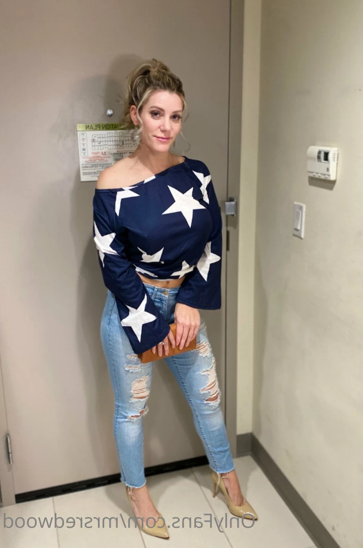 Mrs. Redwood [ mrsredwood ] Onlyfans leaked photo 8480593 on Hotleaks.tv