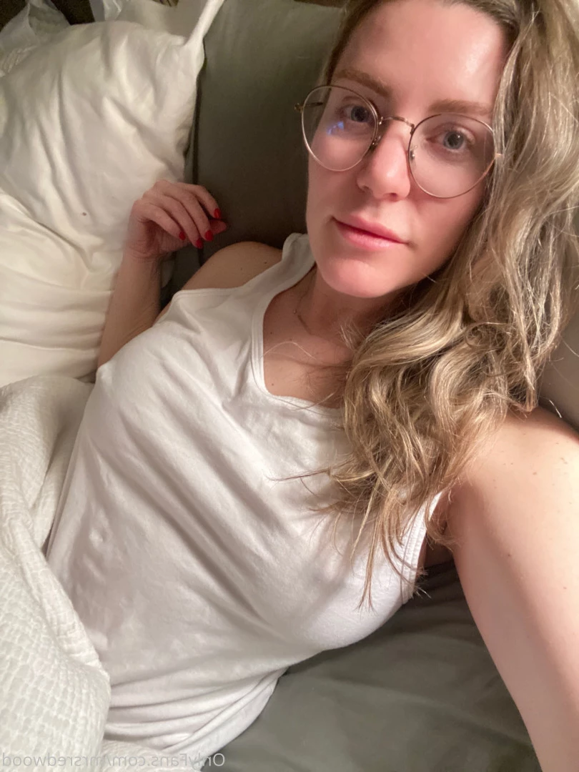 Mrs. Redwood [ mrsredwood ] Onlyfans leaked photo 8482421 on Hotleaks.tv
