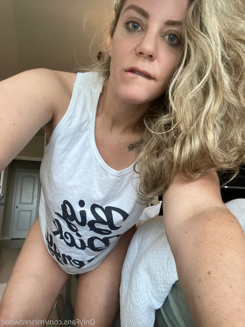 Mrs. Redwood [ mrsredwood ] Onlyfans leaked photo 8483361 on Hotleaks.tv