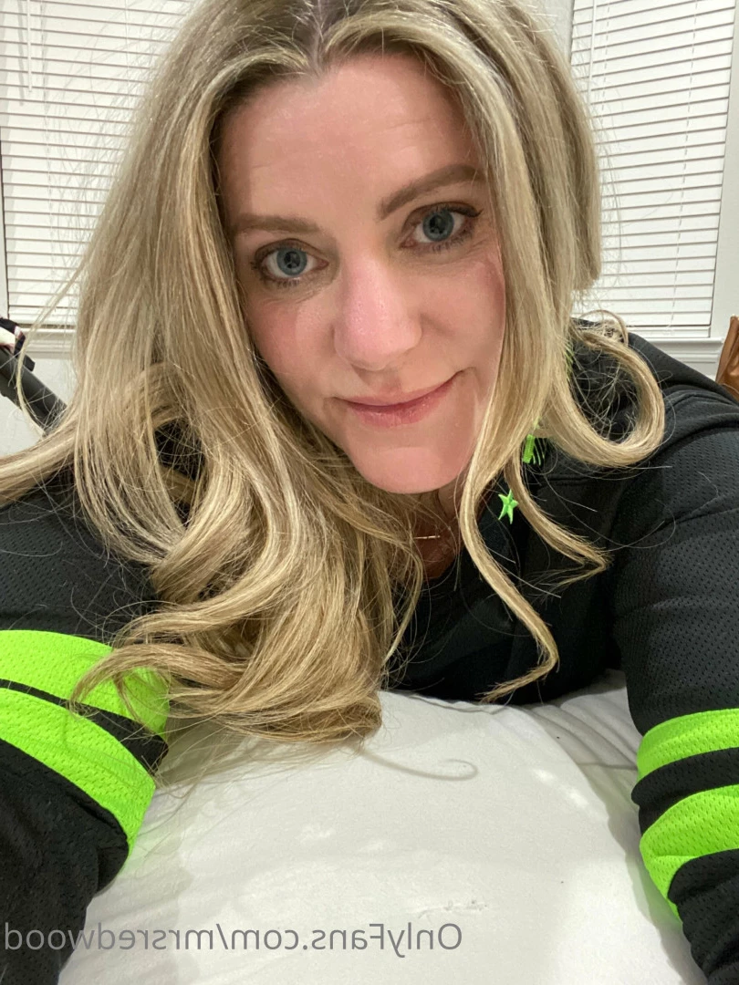 Mrs. Redwood [ mrsredwood ] Onlyfans leaked photo 8484096 on Hotleaks.tv