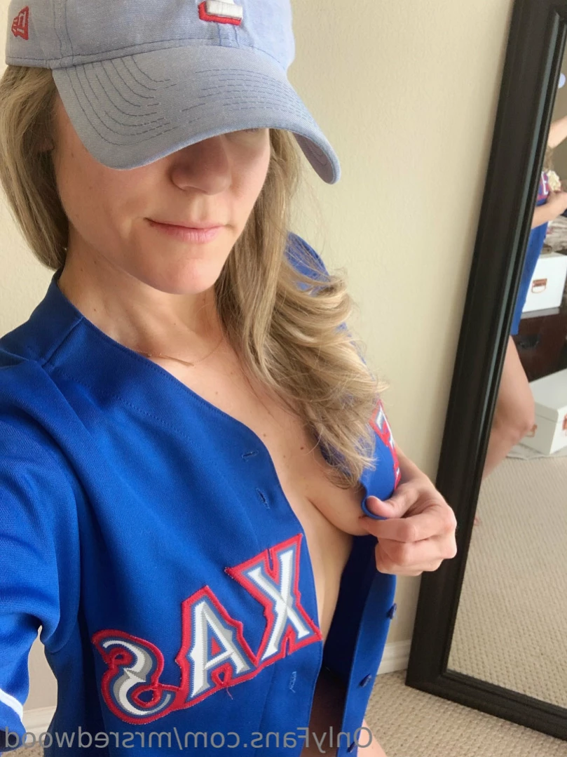 Mrs. Redwood [ mrsredwood ] Onlyfans leaked photo 11799122 on Hotleaks.tv