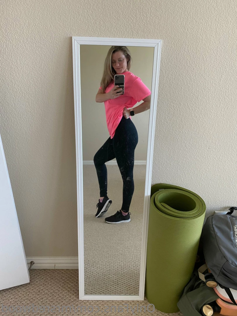Mrs. Redwood [ mrsredwood ] Onlyfans leaked photo 11799685 on Hotleaks.tv