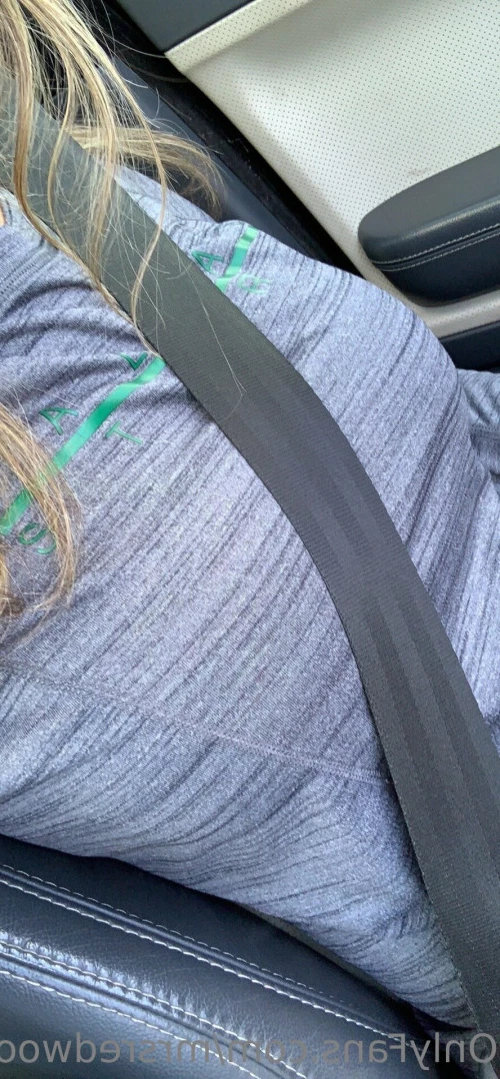 Mrs. Redwood [ mrsredwood ] Onlyfans leaked photo 14866796 on Hotleaks.tv