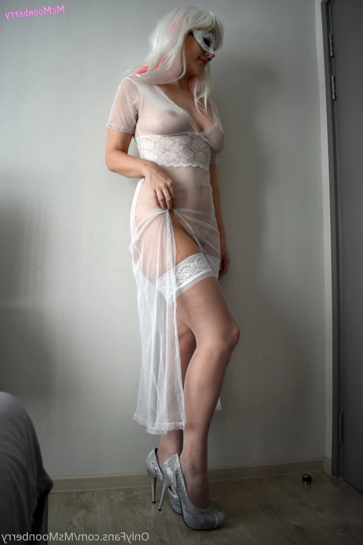 Ms Moonberry [ msmoonberry ] Onlyfans leaked photo 10120536 on Hotleaks.tv