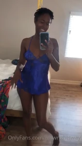 10180049