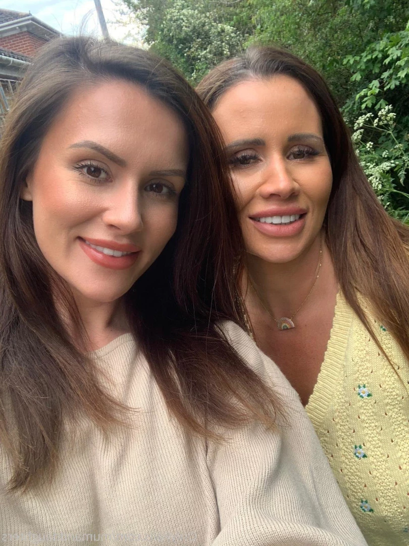 🇬🇧 BRITISH MUM &amp; DAUGHTERS 🇬🇧 [ mumanddaughters ] Onlyfans leaked photo 10421564 on Hotleaks.tv