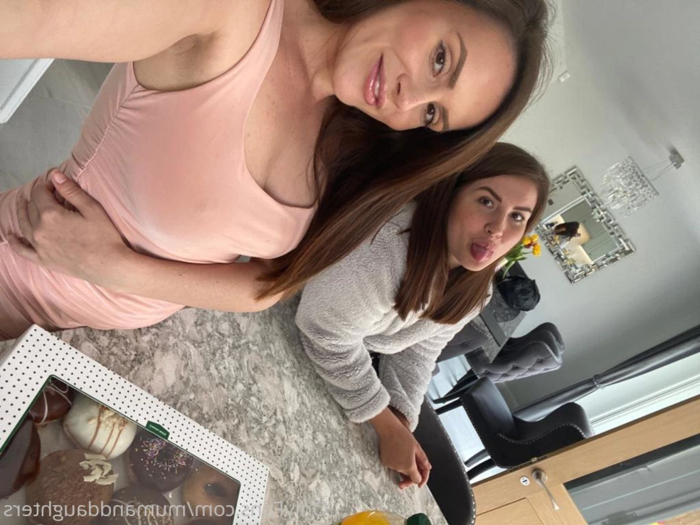🇬🇧 BRITISH MUM &amp; DAUGHTERS 🇬🇧 [ mumanddaughters ] Onlyfans leaked photo 12610003 on Hotleaks.tv