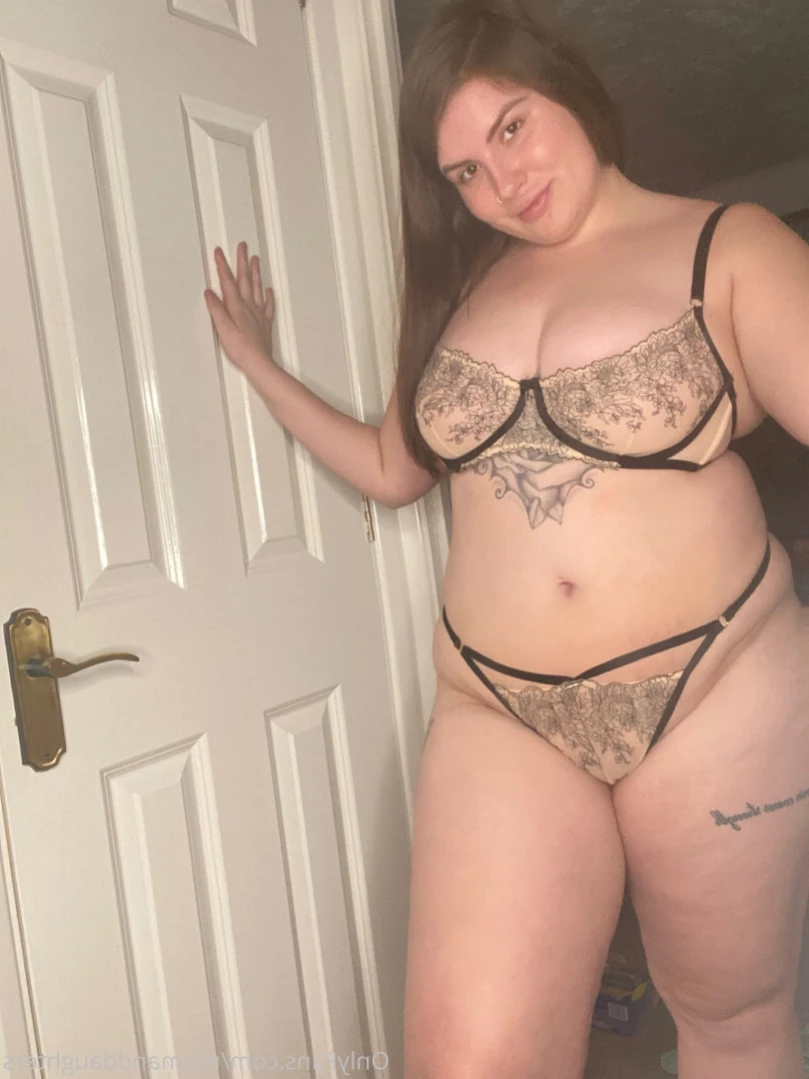 🇬🇧 BRITISH MUM &amp; DAUGHTERS 🇬🇧 [ mumanddaughters ] Onlyfans leaked photo 13044765 on Hotleaks.tv