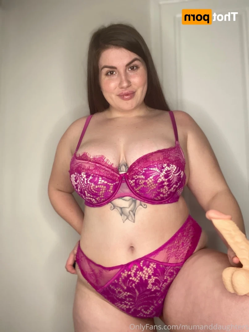 🇬🇧 BRITISH MUM &amp; DAUGHTERS 🇬🇧 [ mumanddaughters ] Onlyfans leaked photo 13540329 on Hotleaks.tv