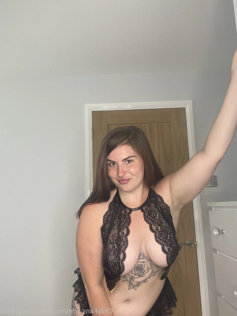 🇬🇧 BRITISH MUM &amp; DAUGHTERS 🇬🇧 [ mumanddaughters ] Onlyfans leaked photo 13608786 on Hotleaks.tv