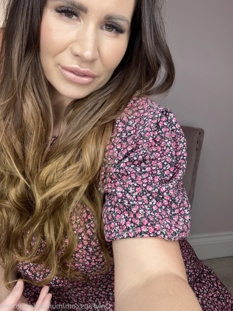 🇬🇧 BRITISH MUM &amp; DAUGHTERS 🇬🇧 [ mumanddaughters ] Onlyfans leaked photo 15756588 on Hotleaks.tv