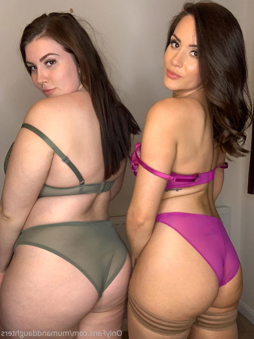 🇬🇧 BRITISH MUM &amp; DAUGHTERS 🇬🇧 [ mumanddaughters ] Onlyfans leaked photo 16051593 on Hotleaks.tv