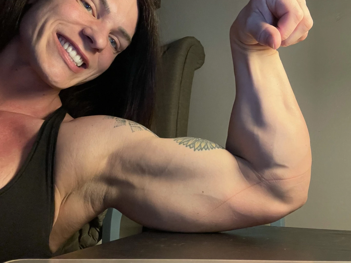 musclemama1113 Onlyfans leaked photo 8375126 on Hotleaks.tv