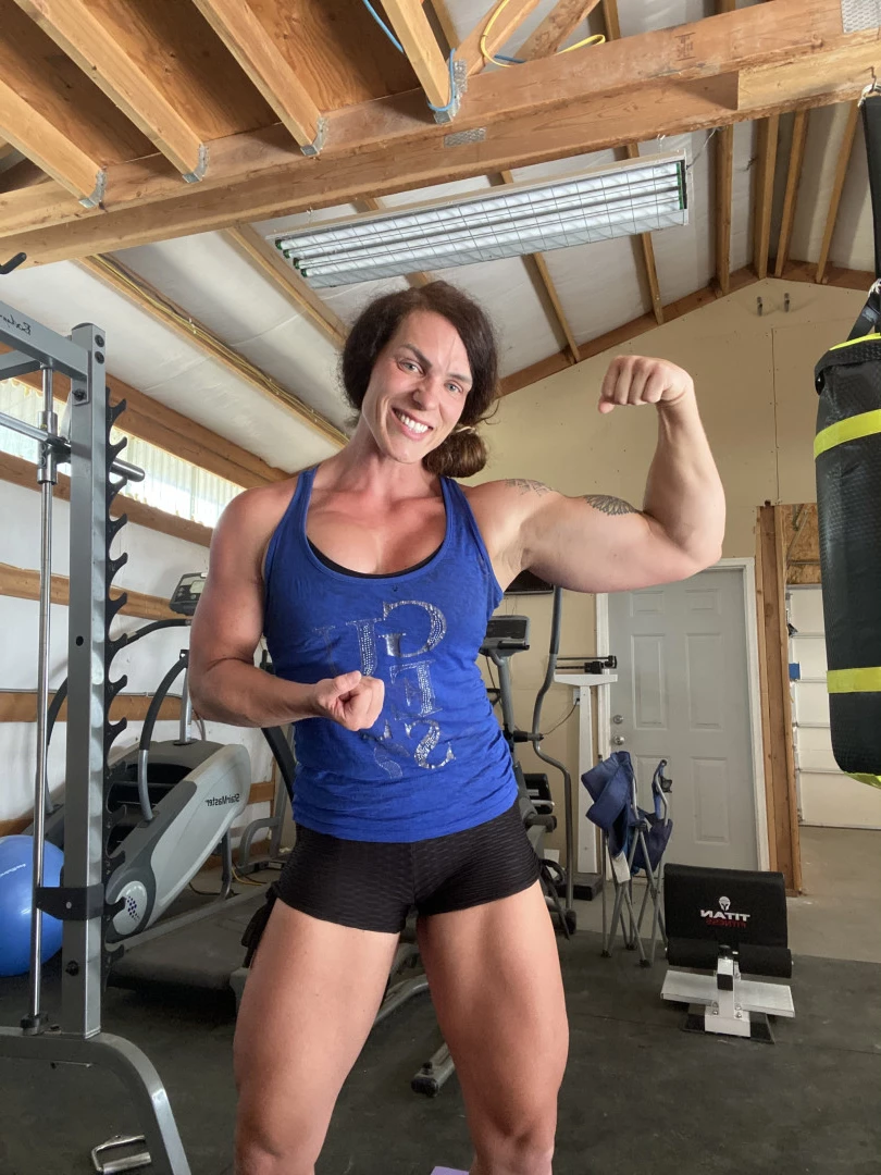 musclemama1113 Onlyfans leaked photo 8376613 on Hotleaks.tv