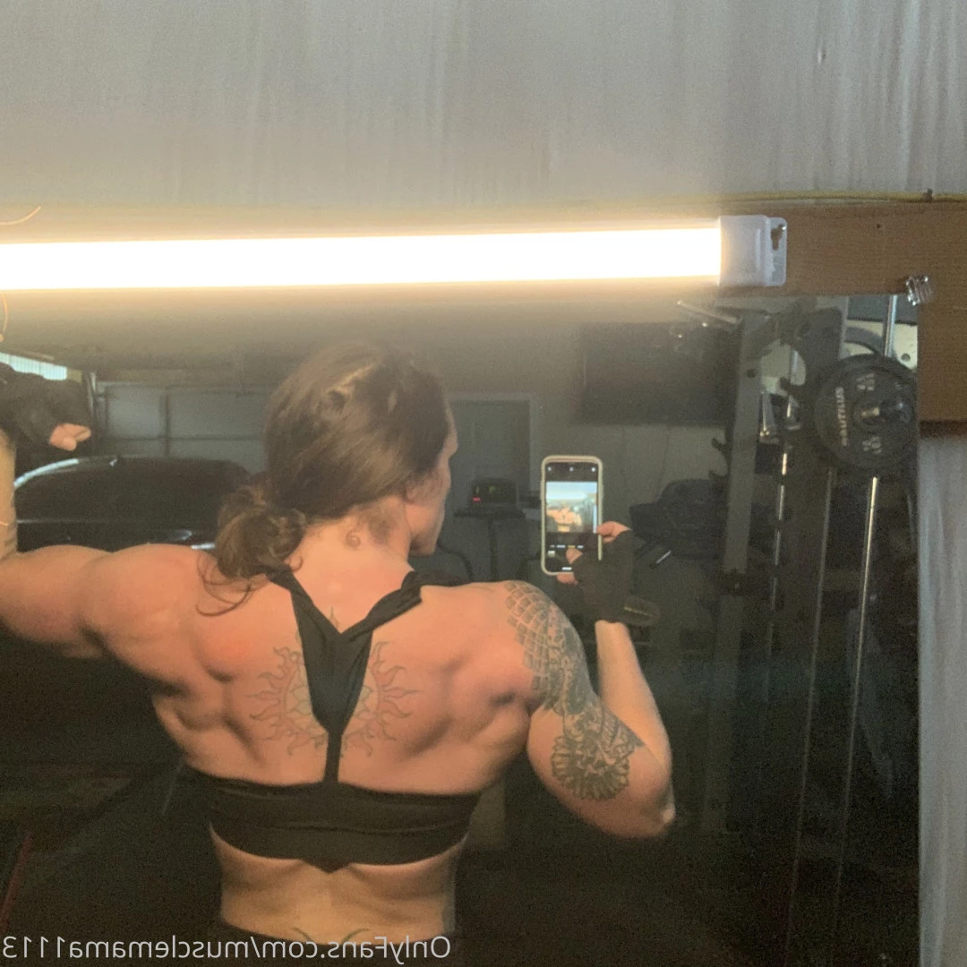 musclemama1113 Onlyfans leaked photo 8379338 on Hotleaks.tv