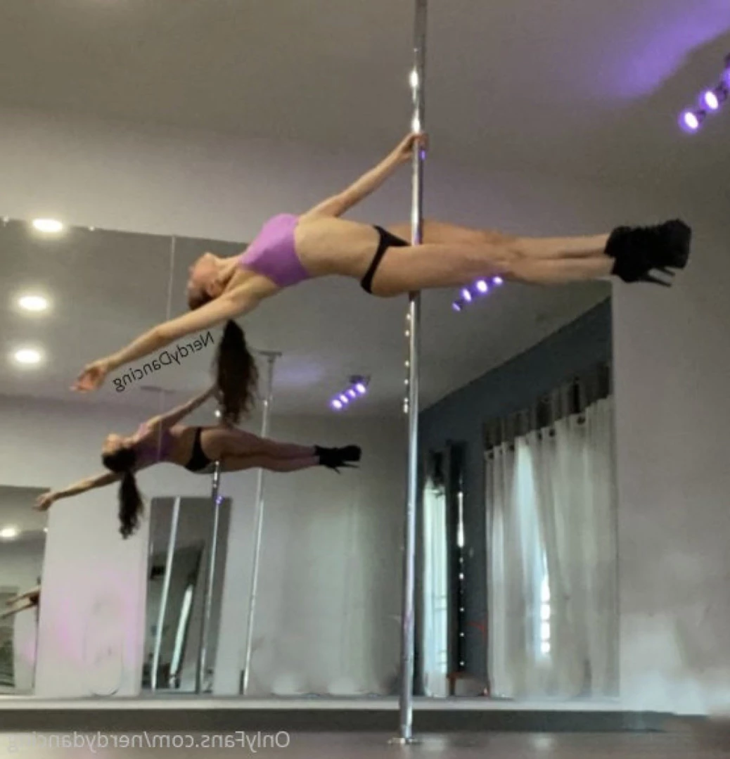 Nerdy Dancing [ nerdydancing ] Onlyfans leaked photo 10955701 on Hotleaks.tv