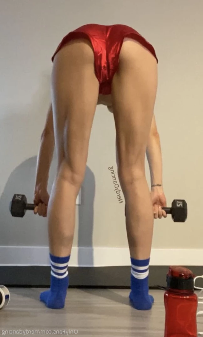 Nerdy Dancing [ nerdydancing ] Onlyfans leaked photo 10965820 on Hotleaks.tv
