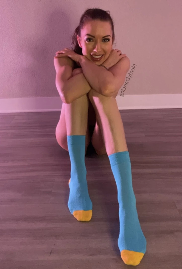 Nerdy Dancing [ nerdydancing ] Onlyfans leaked photo 11574190 on Hotleaks.tv