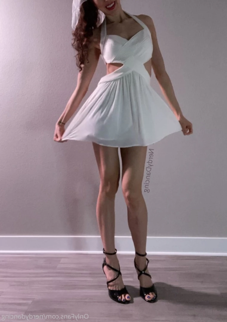 Nerdy Dancing [ nerdydancing ] Onlyfans leaked photo 11886088 on Hotleaks.tv