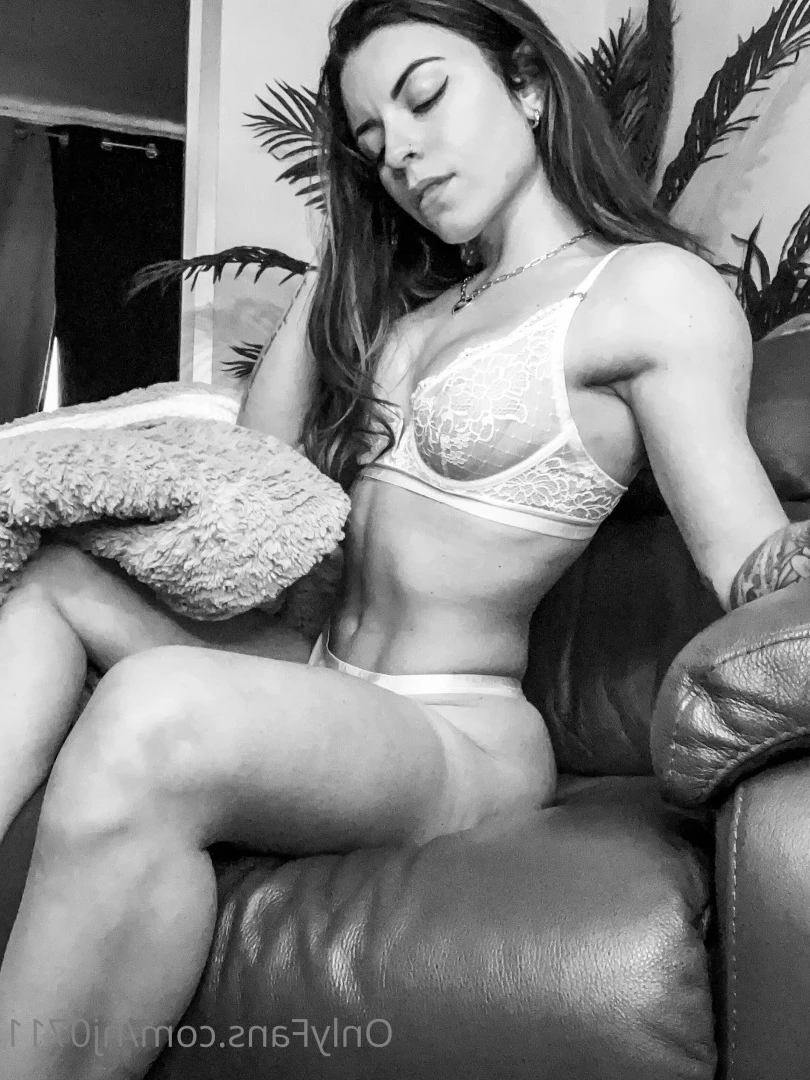 Angélique [ nj0711 ] Onlyfans leaked photo 8253015 on Hotleaks.tv
