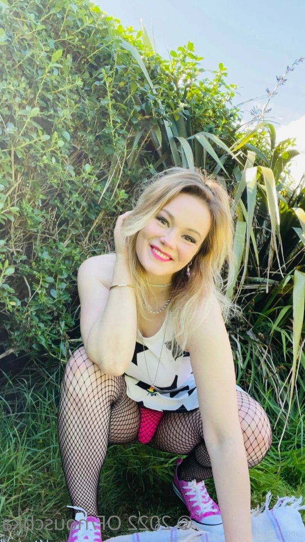 𝗻𝗼𝘂 🇮🇪 [ nouschka ] Onlyfans leaked photo 15521810 on Hotleaks.tv