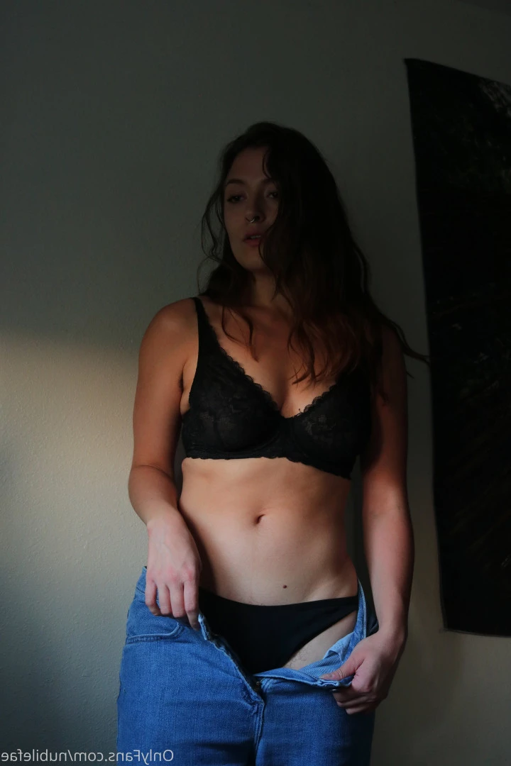 elle 🌱 [ nubilefae ] Onlyfans leaked photo 8297608 on Hotleaks.tv