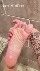10138458