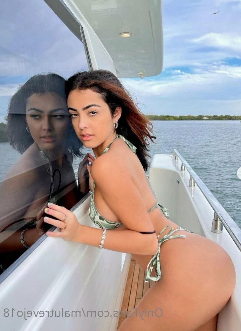 Malu Trevejo [ malutrevejo18 ] Onlyfans leaked photo 4219994 on Hotleaks.tv