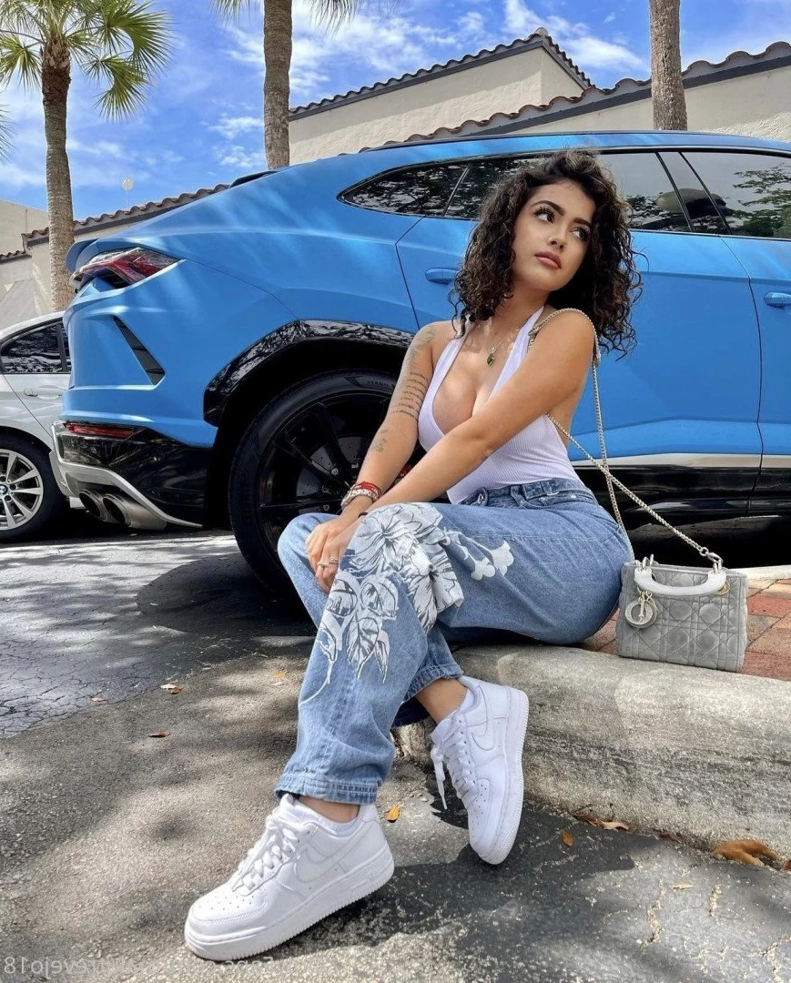 Malu Trevejo [ malutrevejo18 ] Onlyfans leaked photo 4224565 on Hotleaks.tv