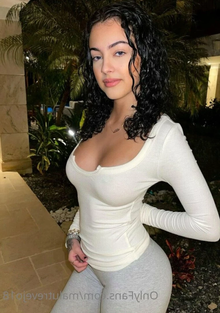 Malu Trevejo [ malutrevejo18 ] Onlyfans leaked photo 4231446 on Hotleaks.tv