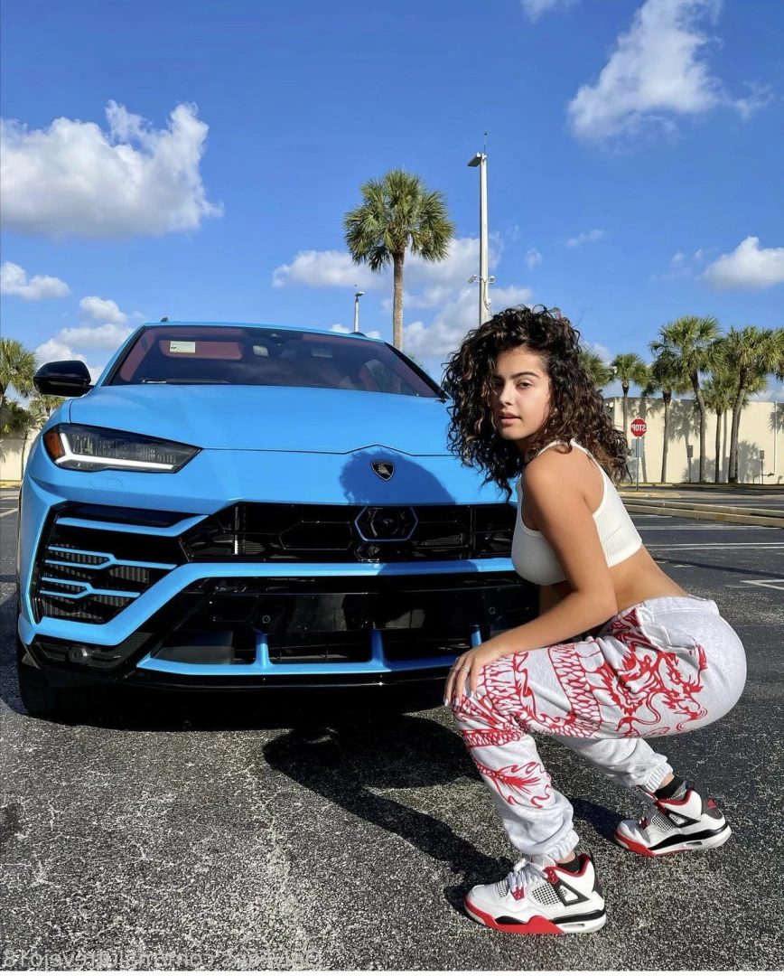 Malu Trevejo [ malutrevejo18 ] Onlyfans leaked photo 6760211 on Hotleaks.tv
