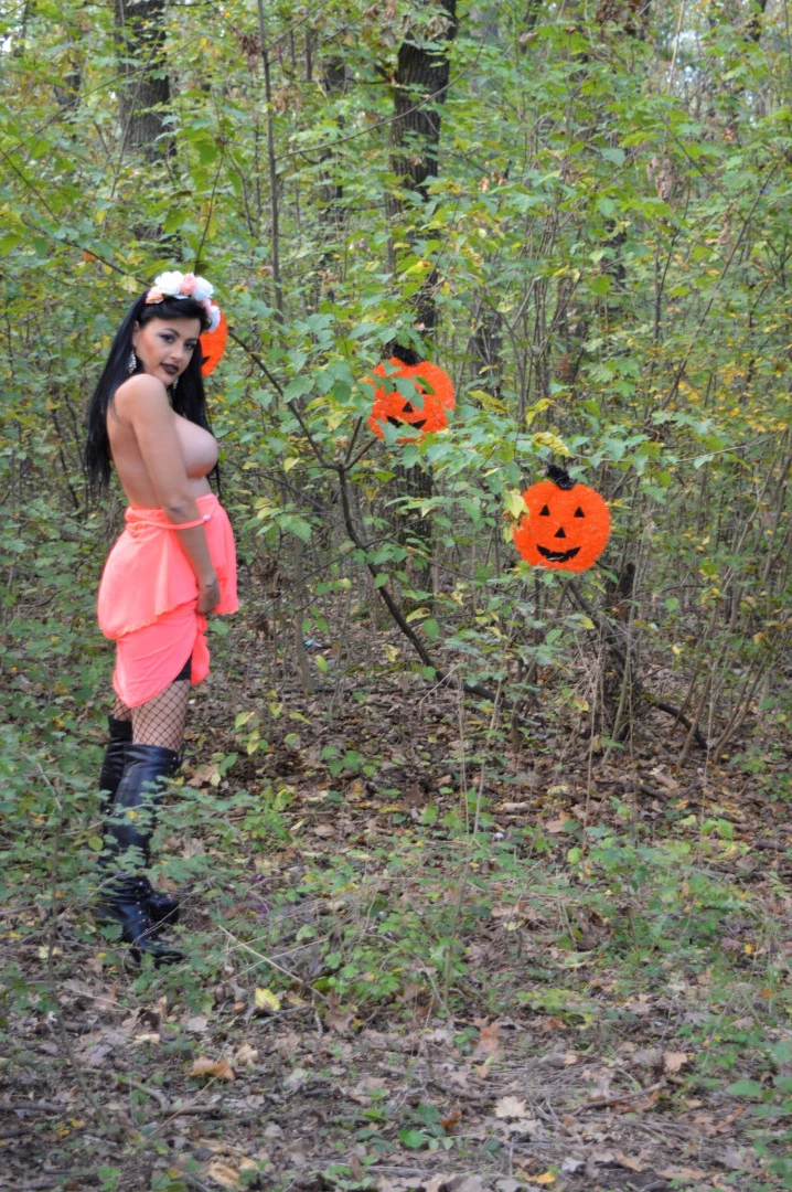 oksanacam Onlyfans leaked photo 10039735 on Hotleaks.tv