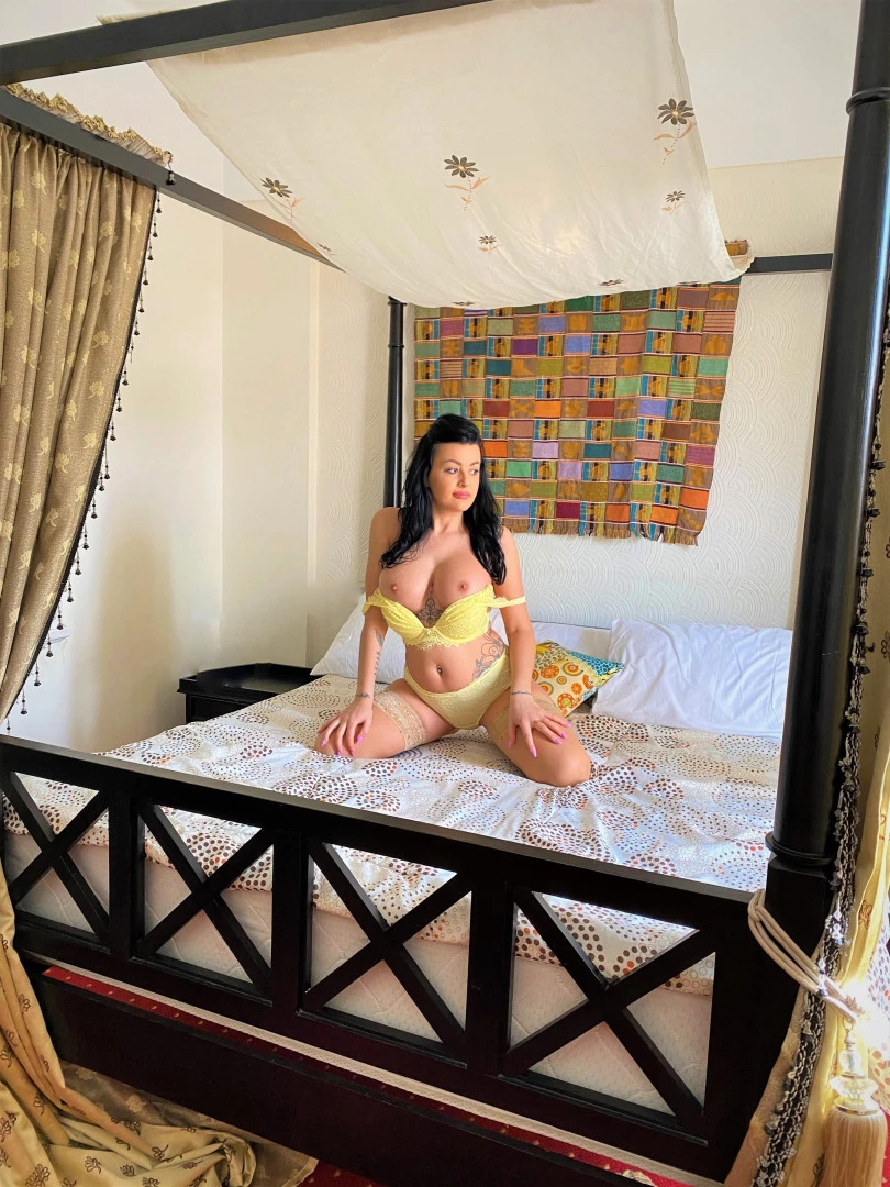 oksanacam Onlyfans leaked photo 10040086 on Hotleaks.tv