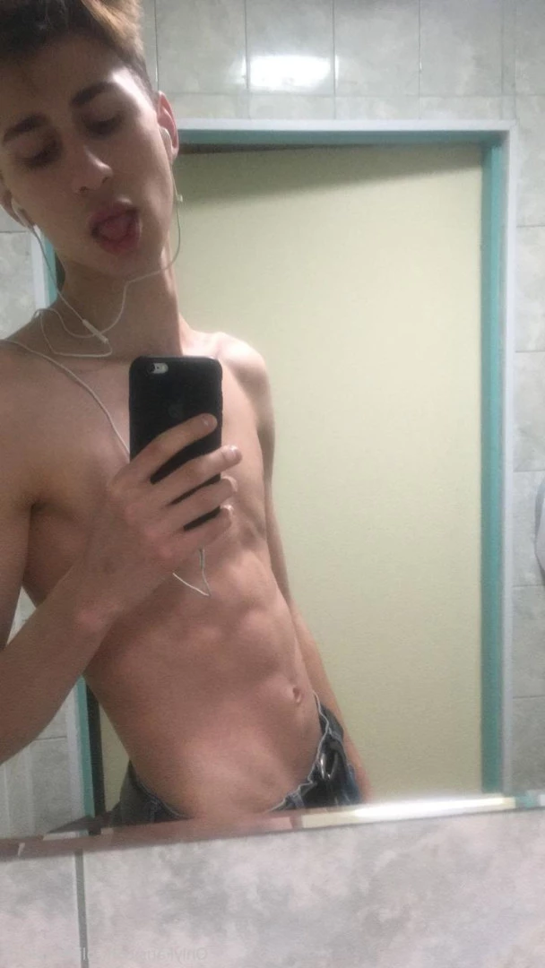 oliverbakers Onlyfans leaked photo 10037365 on Hotleaks.tv