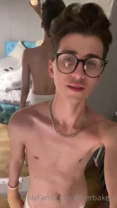10133249