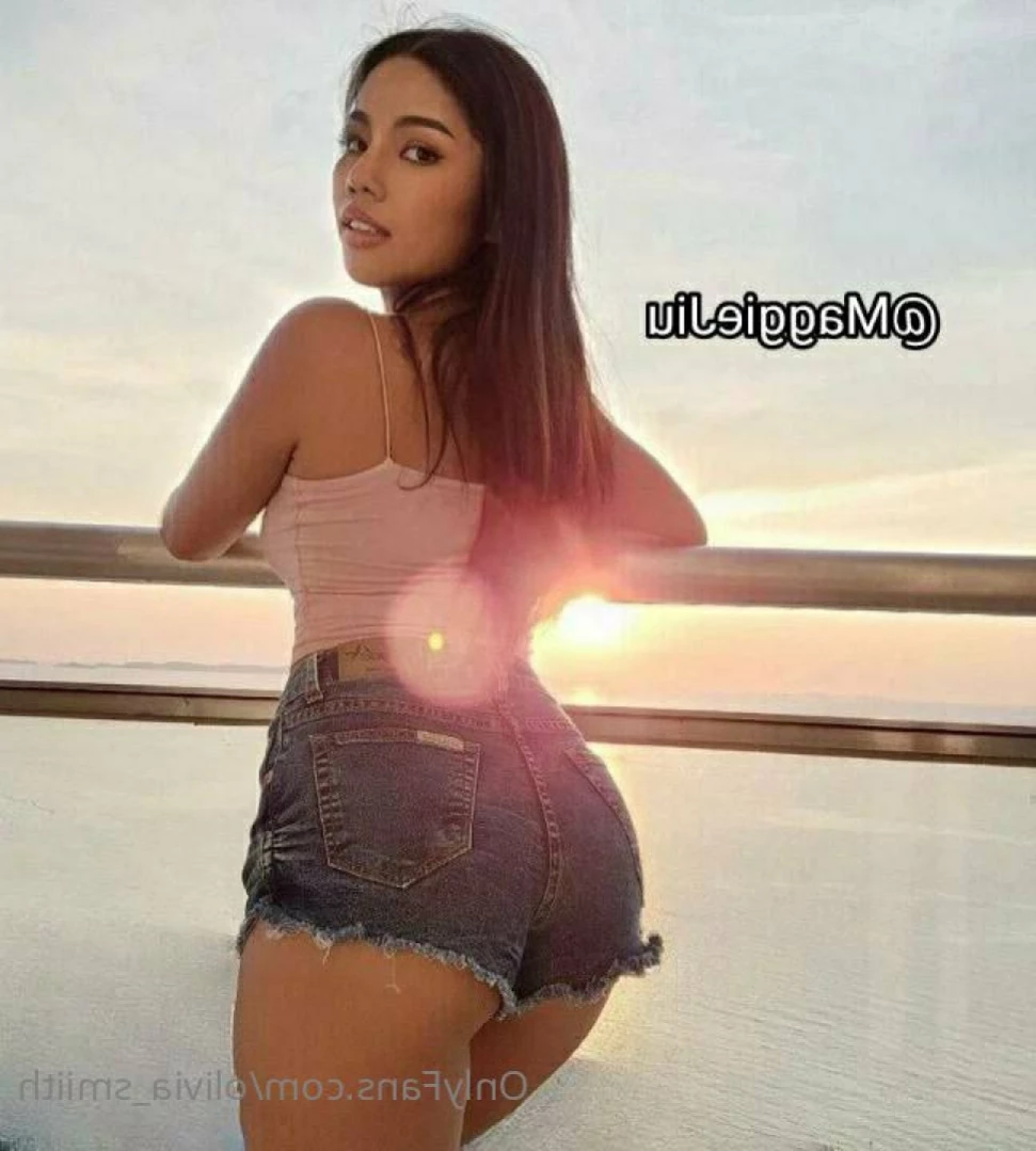 Olivia Smith 🔥 [ olivia_smiith ] Onlyfans leaked photo 13126793 on Hotleaks.tv