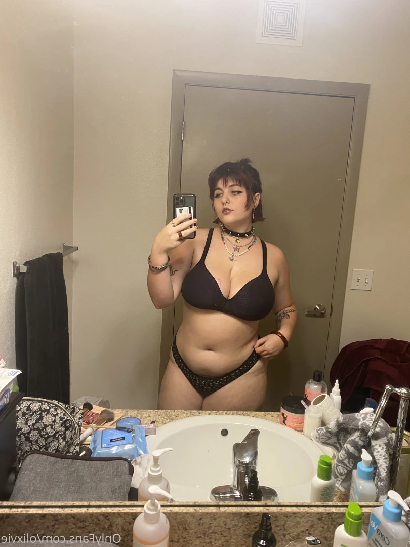 Oli☆彡 [ olixvie ] Onlyfans leaked photo 8136497 on Hotleaks.tv