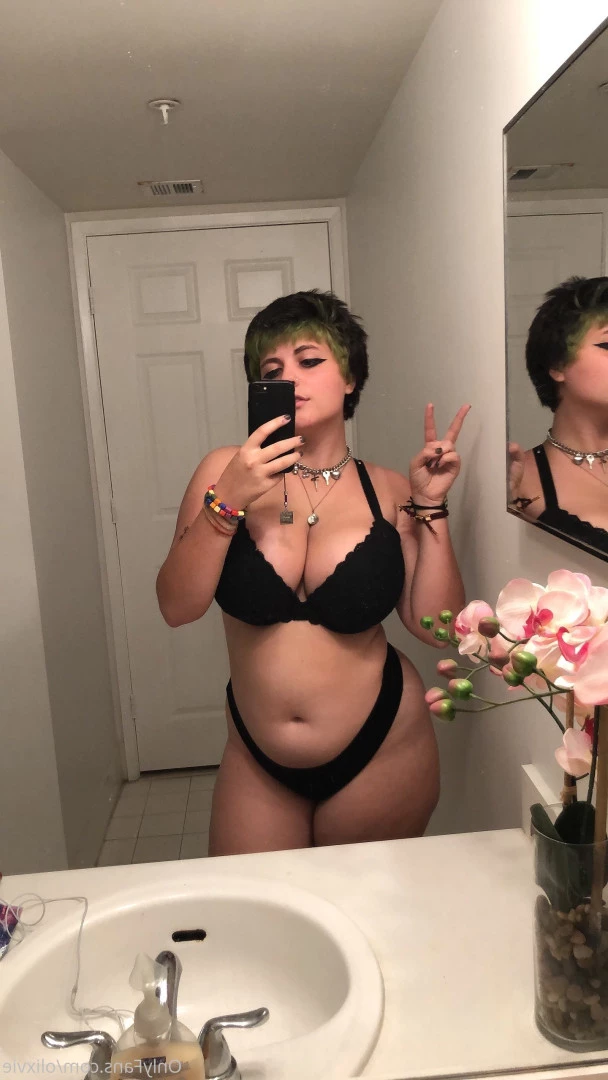 Oli☆彡 [ olixvie ] Onlyfans leaked photo 8140501 on Hotleaks.tv