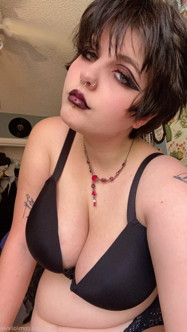 Oli☆彡 [ olixvie ] Onlyfans leaked photo 8140877 on Hotleaks.tv