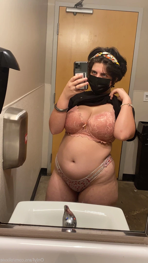 Oli☆彡 [ olixvie ] Onlyfans leaked photo 8140887 on Hotleaks.tv