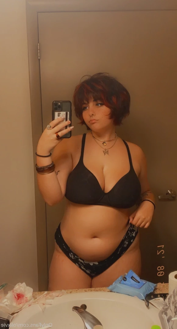 Oli☆彡 [ olixvie ] Onlyfans leaked photo 8142206 on Hotleaks.tv