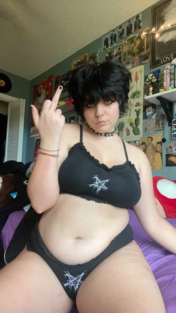 Oli☆彡 [ olixvie ] Onlyfans leaked photo 8144203 on Hotleaks.tv