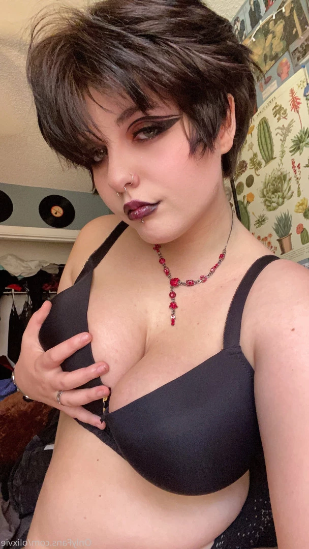 Oli☆彡 [ olixvie ] Onlyfans leaked photo 8144746 on Hotleaks.tv