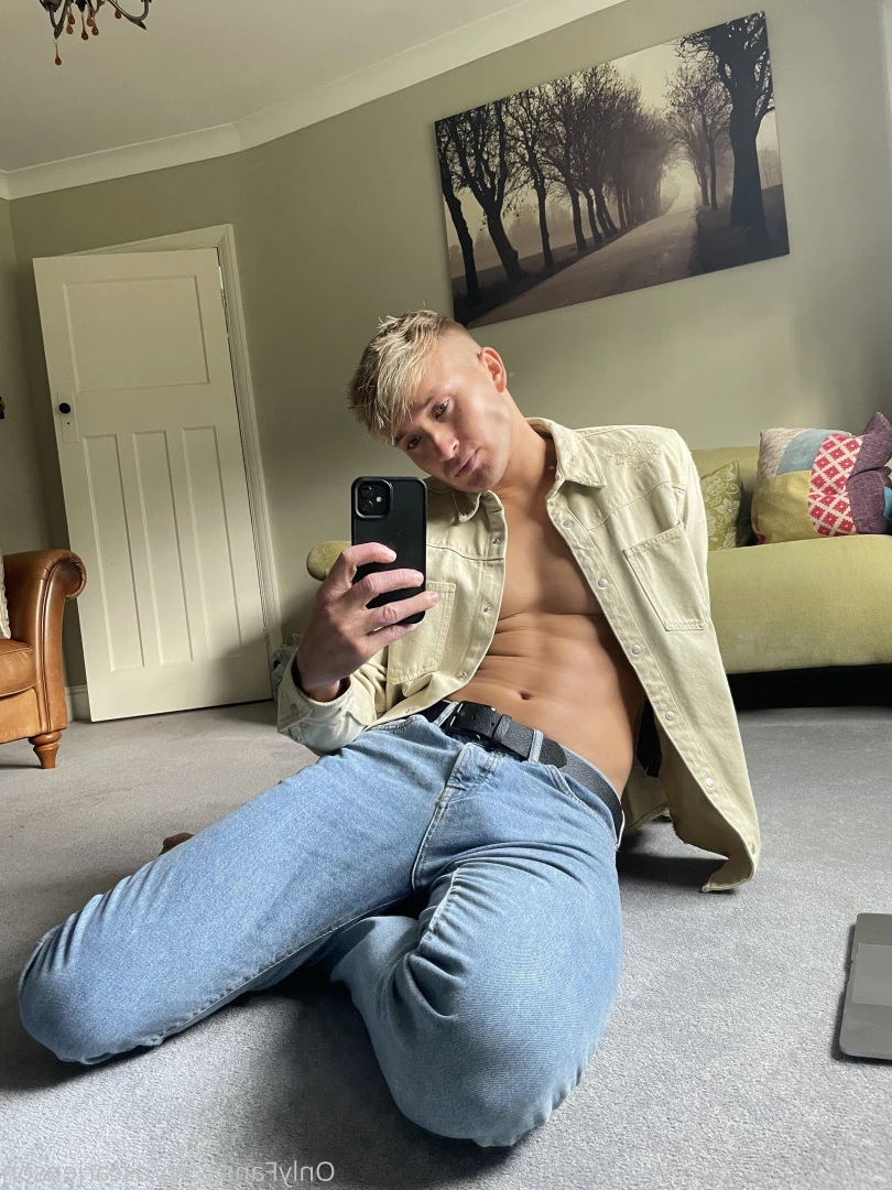 Oscar Jenson [ oscarjenson ] Onlyfans leaked photo 10168087 on Hotleaks.tv