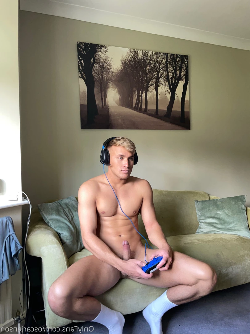Oscar Jenson [ oscarjenson ] Onlyfans leaked photo 10169969 on Hotleaks.tv