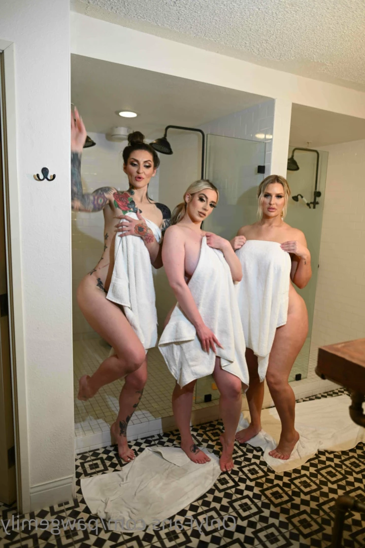 Emily 🥰🥰 [ pawgemily1 ] Onlyfans leaked photo 13657798 on Hotleaks.tv